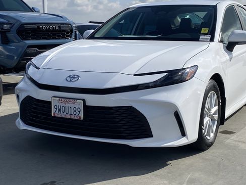 Used 2026 Toyota Camry LE w/ Convenience Package FWD image 7