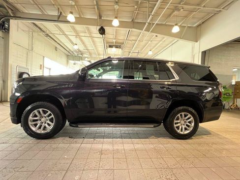 Used 2022 Chevrolet Tahoe LT w/ Luxury Package AWD/4WD image 7
