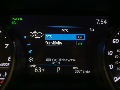 Used 2024 Toyota Camry SE image 35