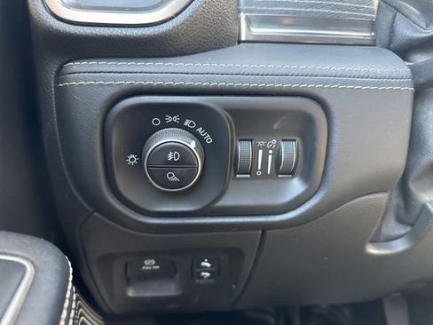 Used 2019 RAM 1500 Limited AWD/4WD image 31