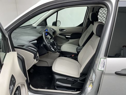 Used 2022 Ford Transit Connect XLT FWD image 3