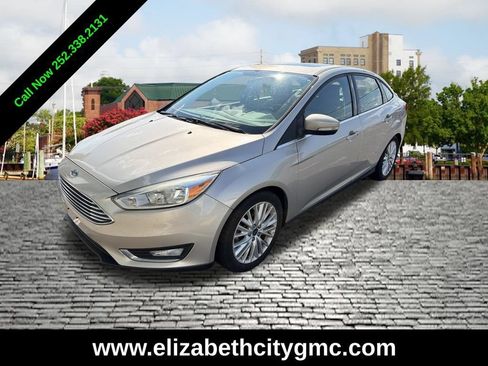 Used 2017 Ford Focus Titanium FWD image 1
