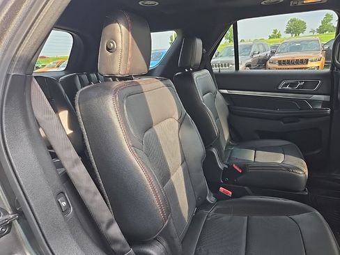 Used 2017 Ford Explorer Sport w/ Equipment Group 401A AWD/4WD image 81
