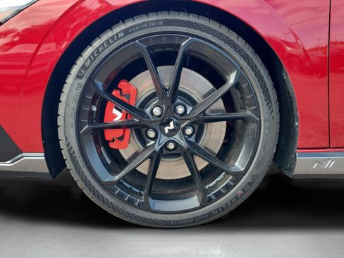 New 2026 Hyundai Elantra N Base image 32