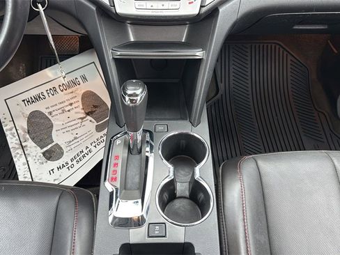 Used 2017 GMC Terrain SLT w/ Open Road Package image 17