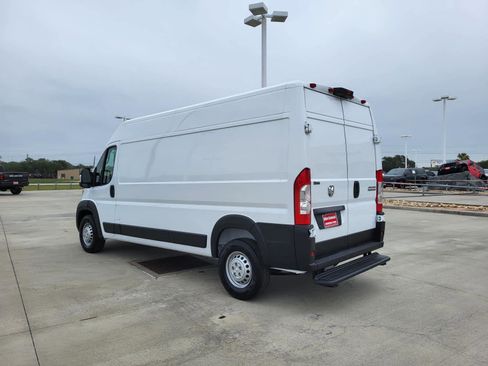 New 2026 RAM ProMaster 2500 w/ Storage Group image 3