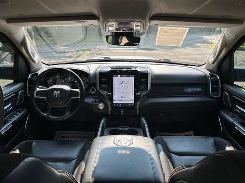 Used 2022 RAM 1500 Laramie AWD/4WD image 10