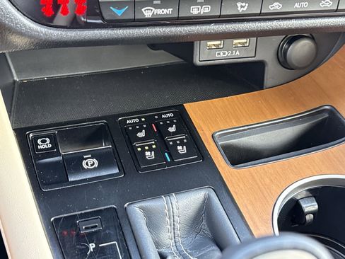 Used 2022 Lexus RX 350 FWD w/ Premium Package image 28