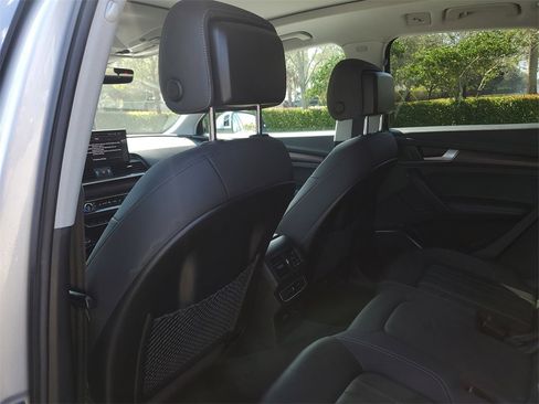 Used 2021 Audi Q5 2.0T Premium Plus w/ Premium Plus Package image 11