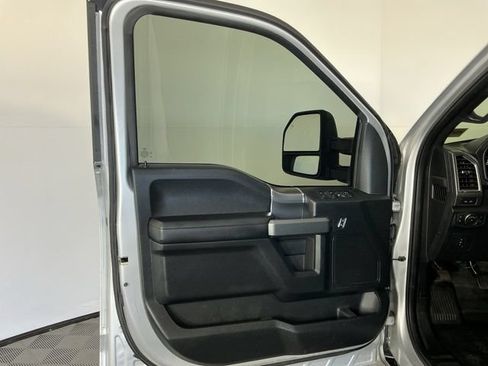 Used 2016 Ford F150 XLT w/ Equipment Group 301A Mid AWD/4WD image 8
