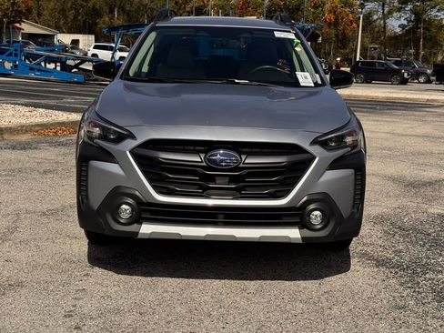 Used 2024 Subaru Outback Limited image 2