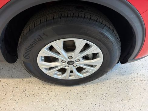 Used 2024 Ford Escape Active AWD/4WD image 9
