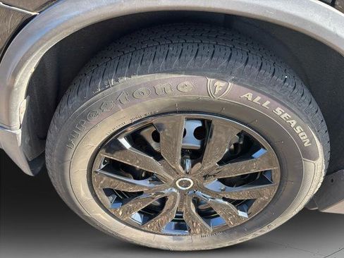 Used 2017 Nissan Rogue S image 38