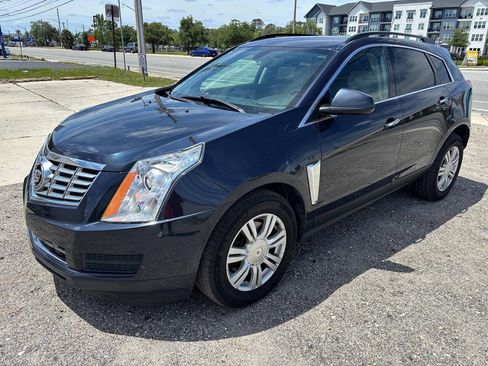 Used 2015 Cadillac SRX FWD image 2