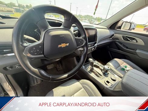 Used 2020 Chevrolet Traverse LT FWD image 10