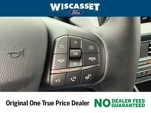 New 2025 Ford Maverick XLT w/ XLT Luxury Package image 18