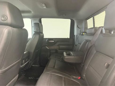 Used 2022 GMC Sierra 2500 Denali AWD/4WD image 16