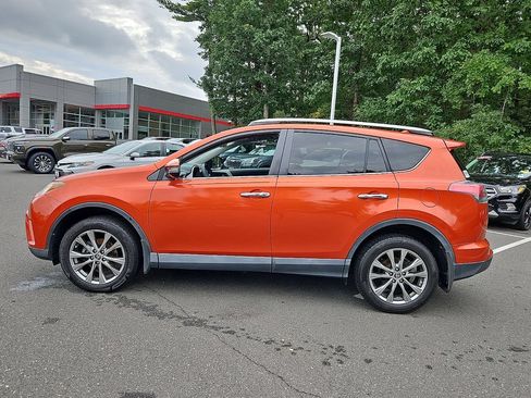 Used 2016 Toyota RAV4 Limited AWD/4WD image 8