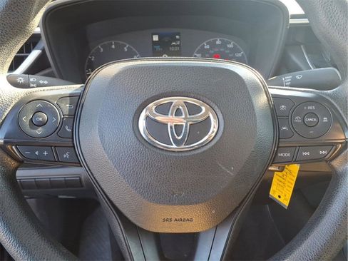 Used 2023 Toyota Corolla LE image 11