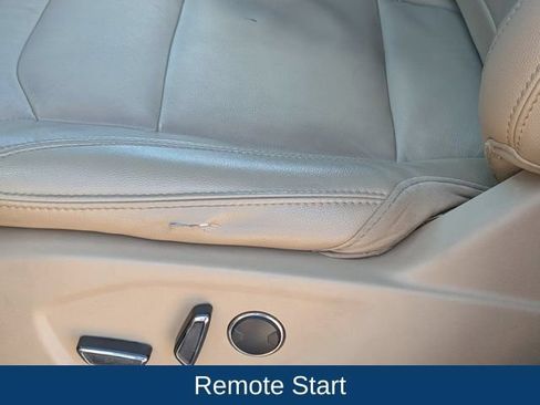Used 2016 Ford Explorer XLT w/ Equipment Group 202A FWD image 11