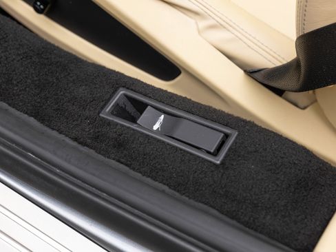 Used 2013 Ferrari 458 Spider RWD image 16