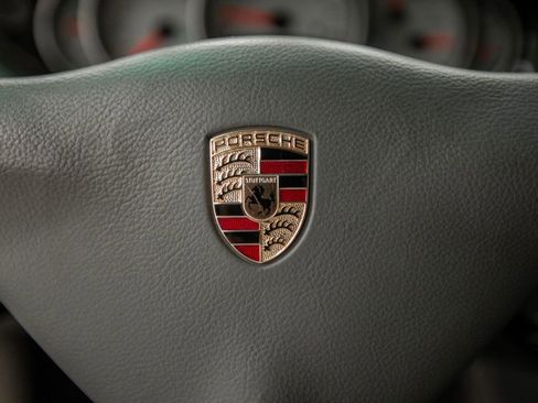 Used 2003 Porsche 911 Carrera 4S AWD/4WD image 18
