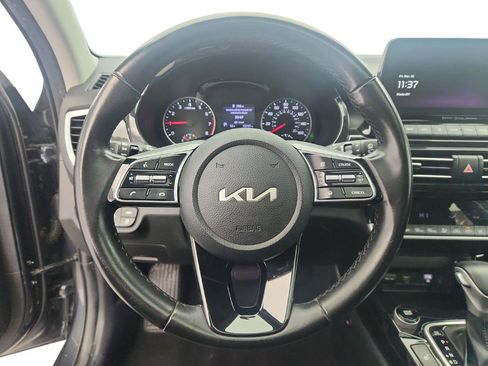 Used 2023 Kia Seltos EX image 15