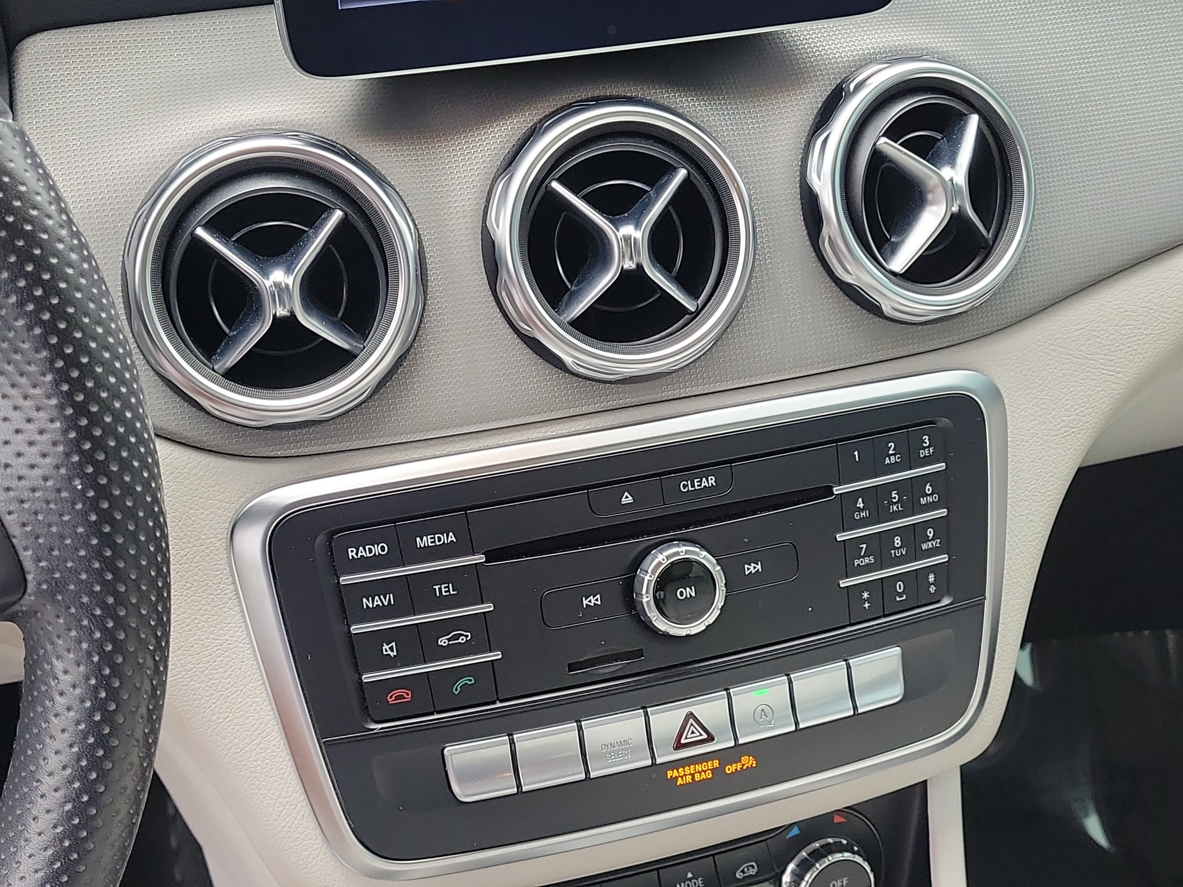Used 2019 Mercedes-Benz GLA 250 image 25