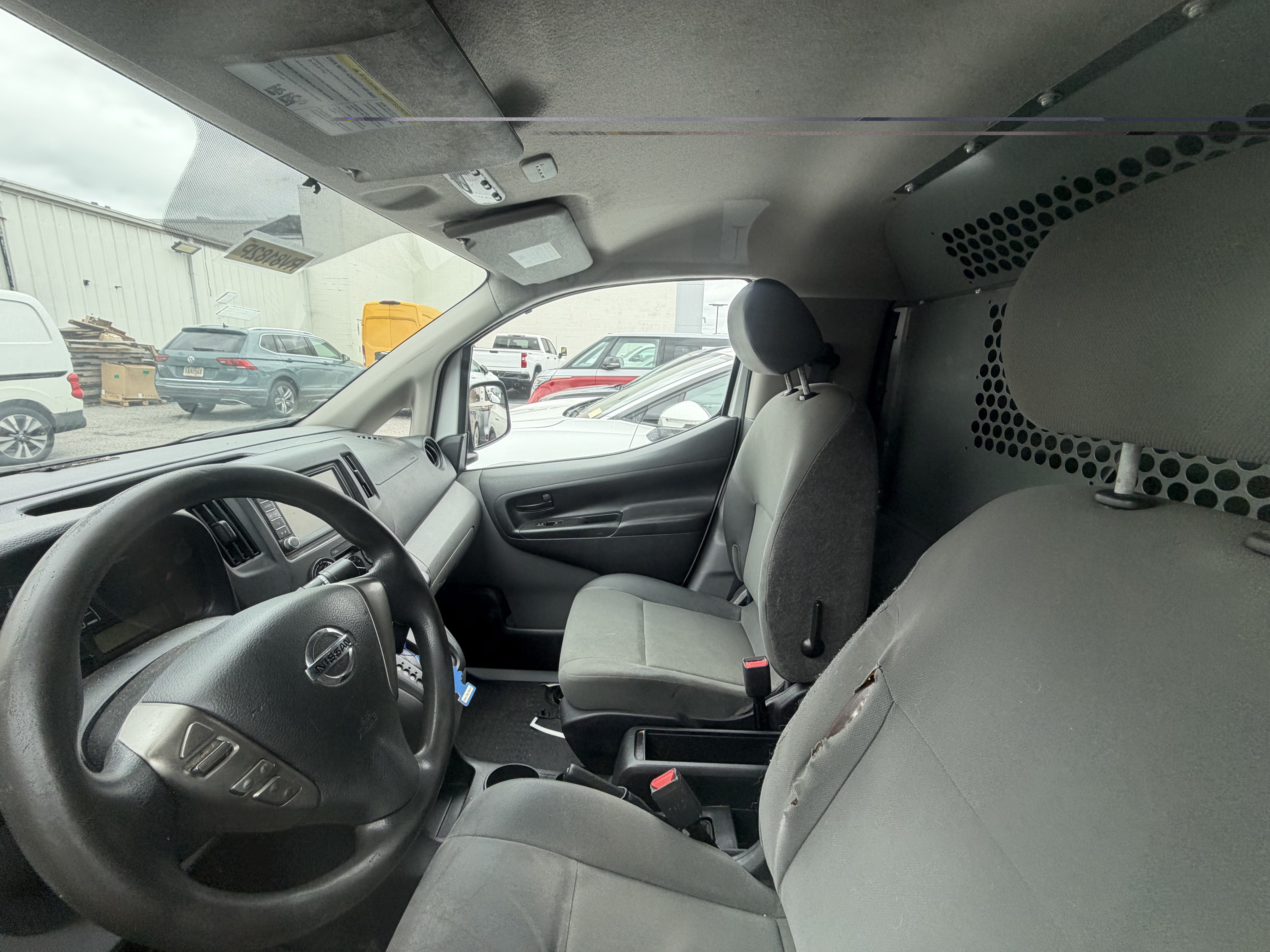 Used 2020 Nissan NV200 S FWD image 4