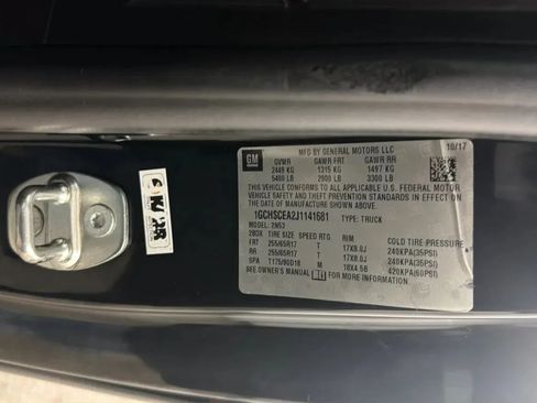 Used 2018 Chevrolet Colorado LT w/ LT Convenience Package RWD image 29