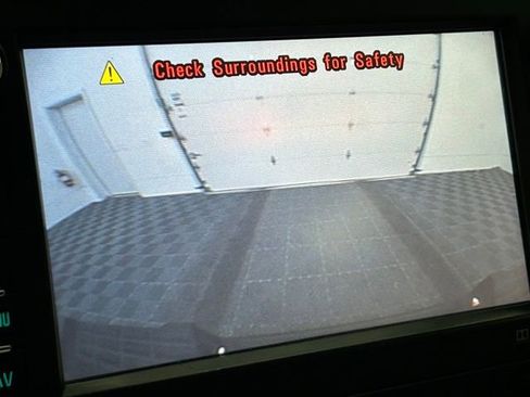 Used 2014 GMC Sierra 3500 Denali image 4