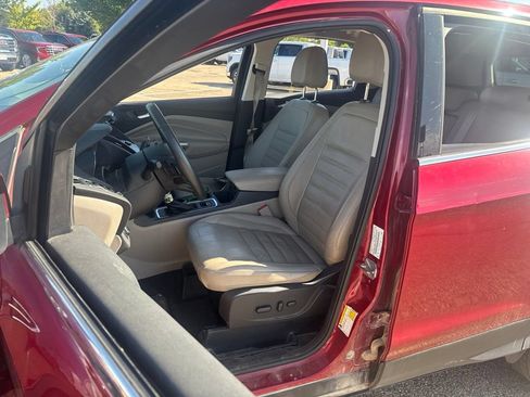 Used 2017 Ford Escape SE w/ SE Leather Comfort Package AWD/4WD image 20