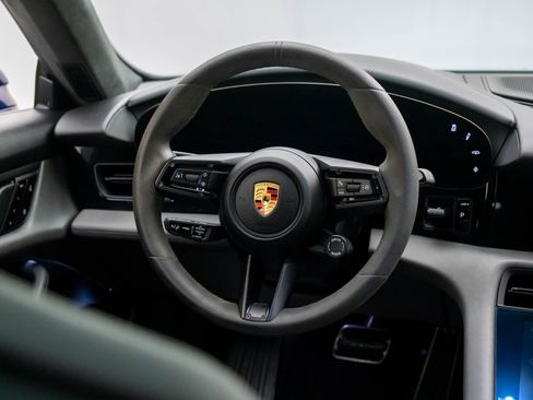 Used 2021 Porsche Taycan Turbo S image 12