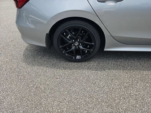 Used 2025 Honda Civic Sport image 19
