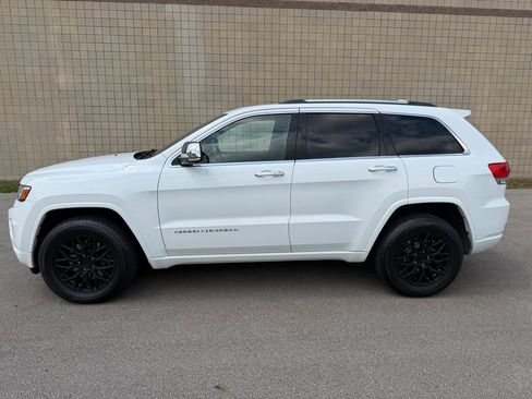 Used 2014 Jeep Grand Cherokee Overland AWD/4WD image 8