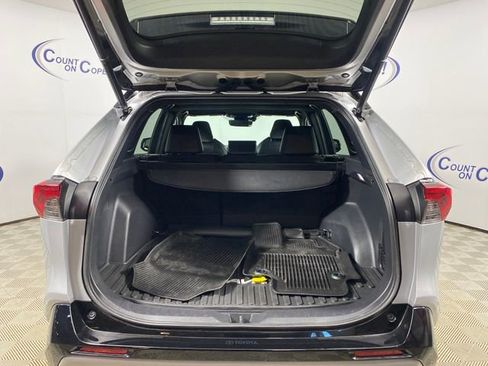 Used 2023 Toyota RAV4 XSE w/ XSE Grade Weather Package AWD/4WD image 6
