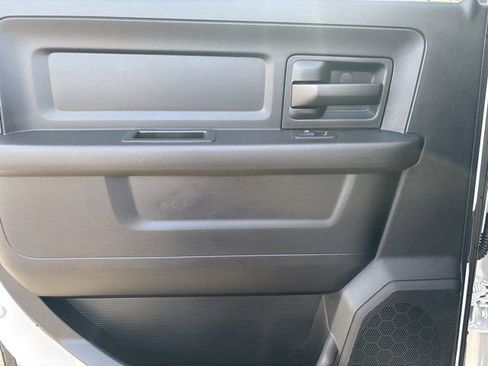 Used 2018 RAM 2500 Tradesman w/ Chrome Appearance Group image 28