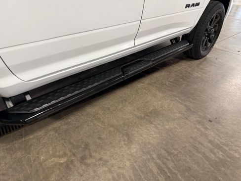 Certified 2024 RAM 2500 Big Horn w/ Night Edition AWD/4WD image 7
