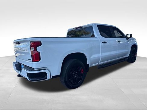 Certified 2023 Chevrolet Silverado 1500 RST w/ Redline Edition AWD/4WD image 5