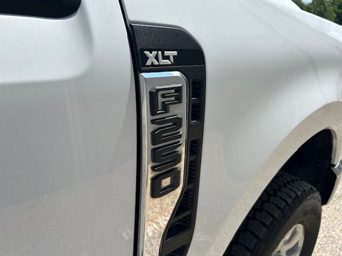 Used 2024 Ford F250 XLT AWD/4WD image 6