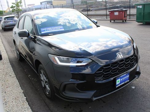 New 2026 Honda HR-V LX image 3