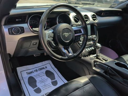 Used 2019 Ford Mustang GT Premium image 10