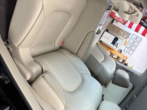 Used 2017 INFINITI QX80 2WD w/ Driver Assistance Package image 26