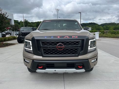 Used 2024 Nissan Titan PRO-4X w/ Pro-4x Convenience Package AWD/4WD image 34