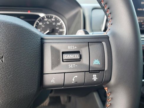 Certified 2025 Nissan Rogue SV AWD/4WD image 34