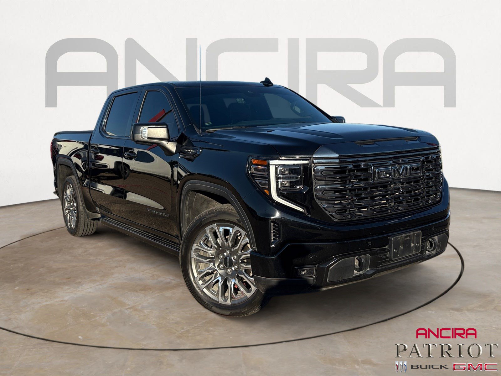Used 2024 GMC Sierra 1500 Denali Ultimate AWD/4WD image 1