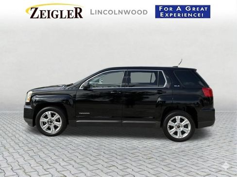 Used 2017 GMC Terrain SLE AWD/4WD image 3