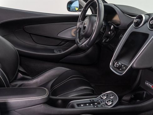Used 2019 McLaren 570S Coupe RWD image 48