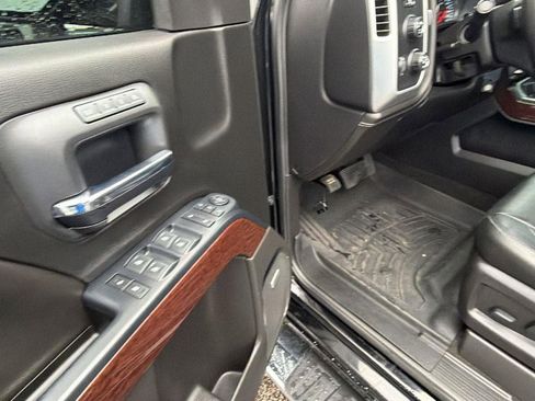 Used 2018 GMC Sierra 1500 SLT AWD/4WD image 12