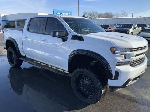 Used 2022 Chevrolet Silverado 1500 RST w/ Safety Package image 2